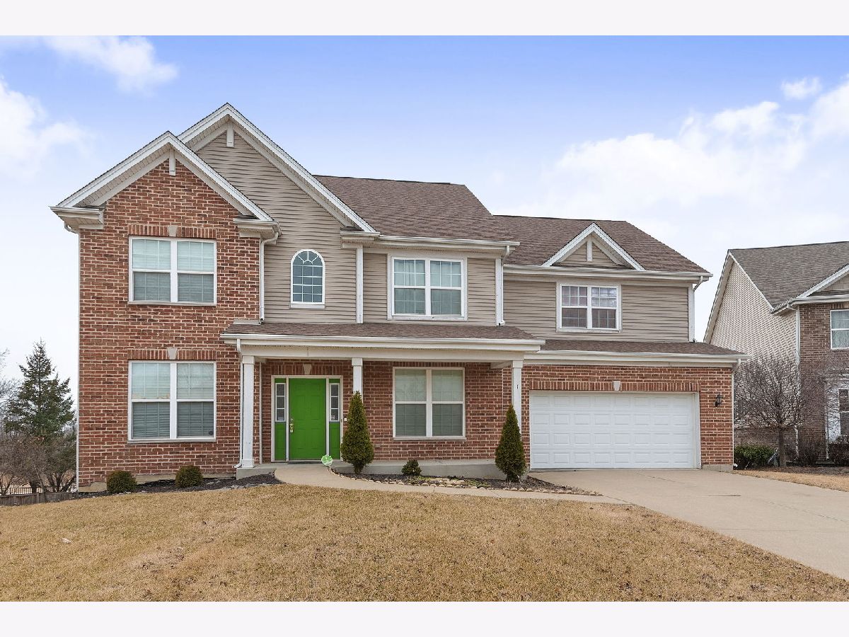  For Sale Bolingbrook Illinois, 1 Pond Court