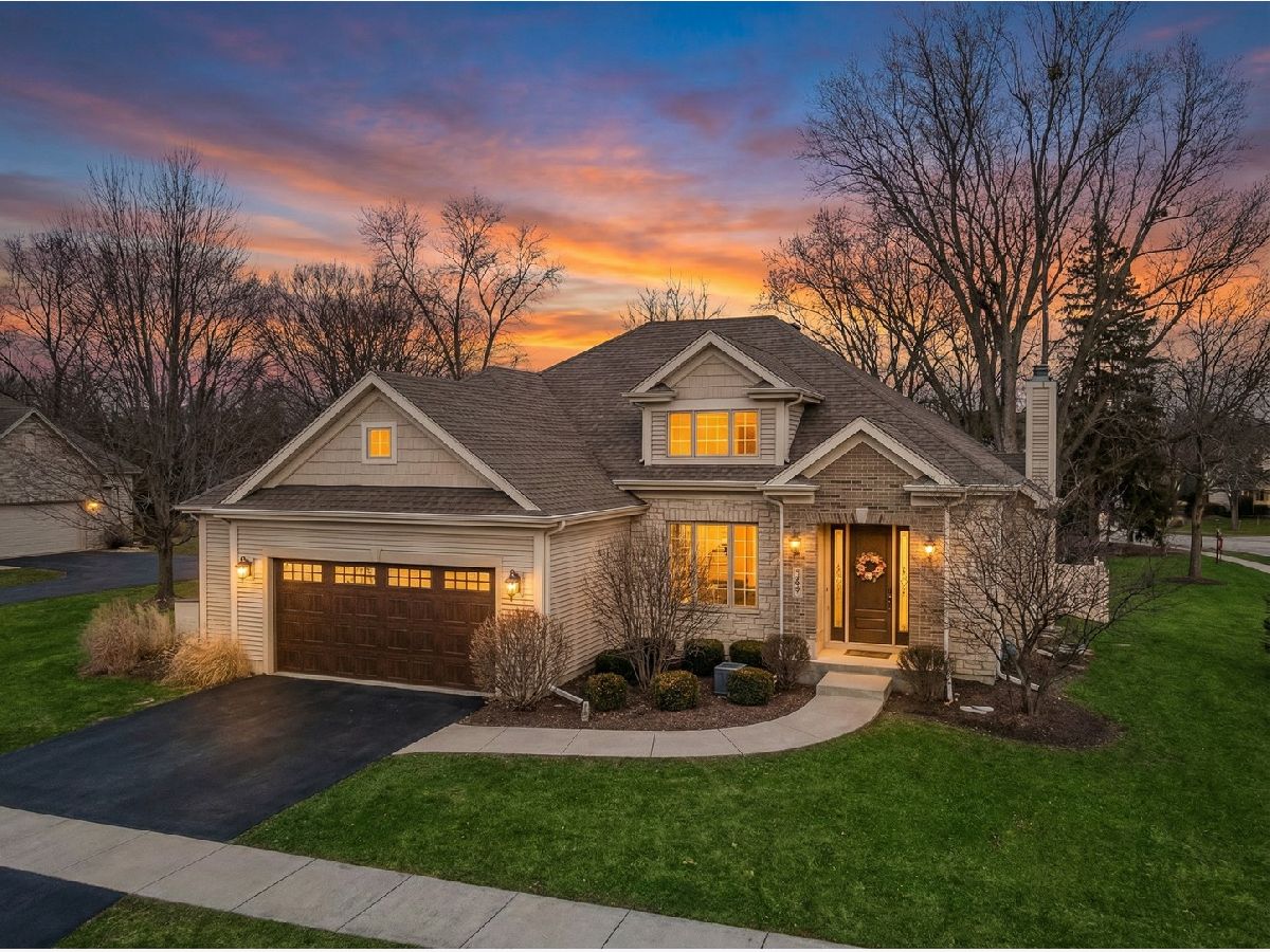  For Sale Geneva Illinois, 369 Fritz Lane