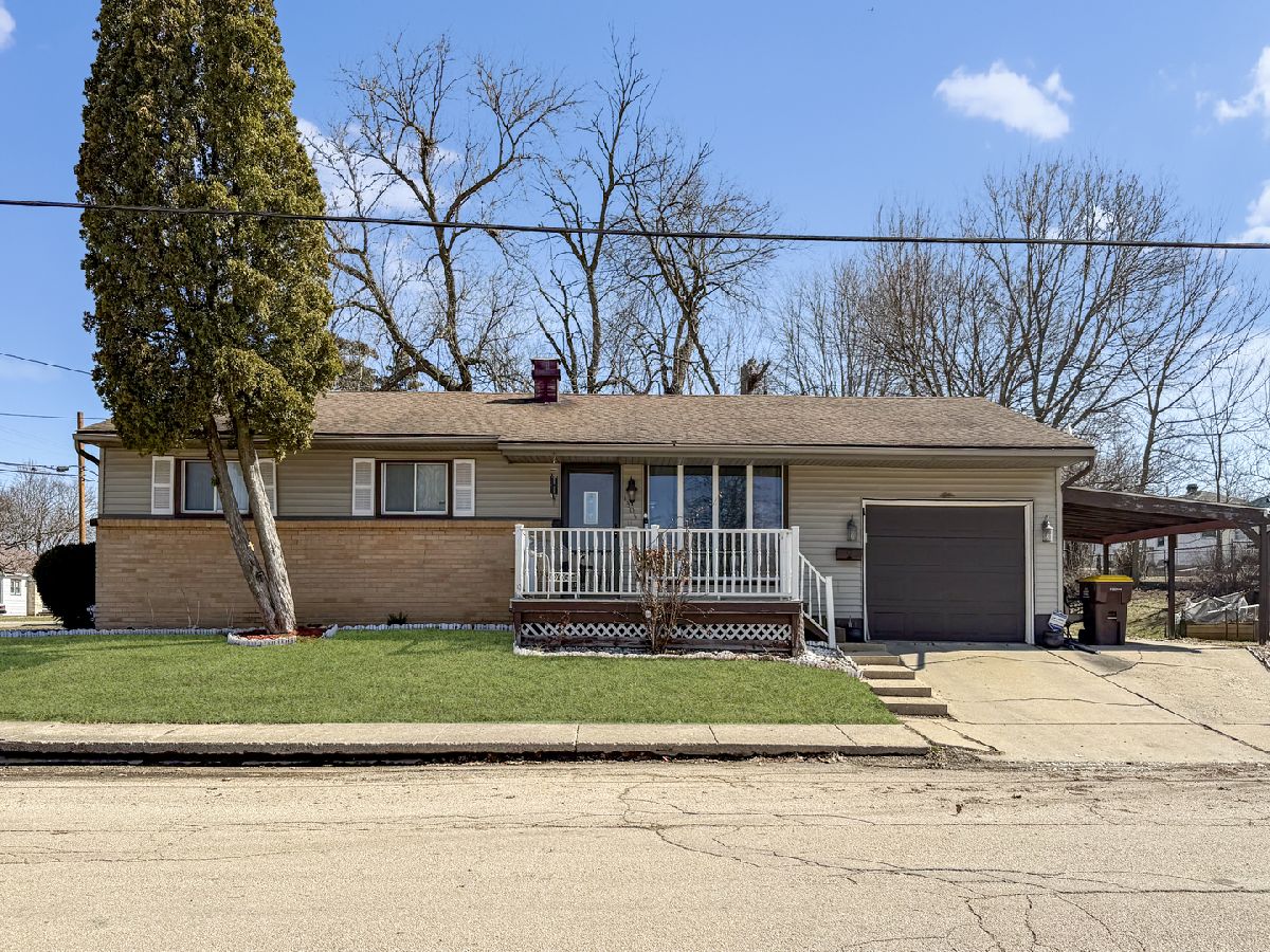  For Sale Freeport Illinois, 1305 Prairie Avenue