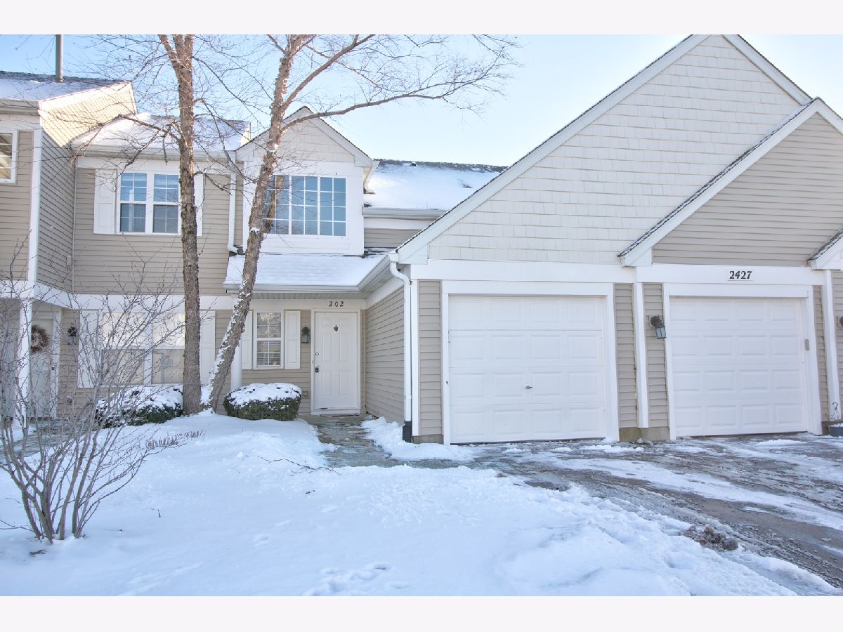  For Rent Naperville Illinois, 2427 Sheehan