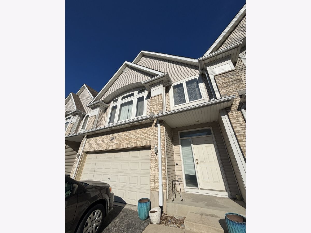  For Sale Bolingbrook Illinois, 354 Aaron Lane