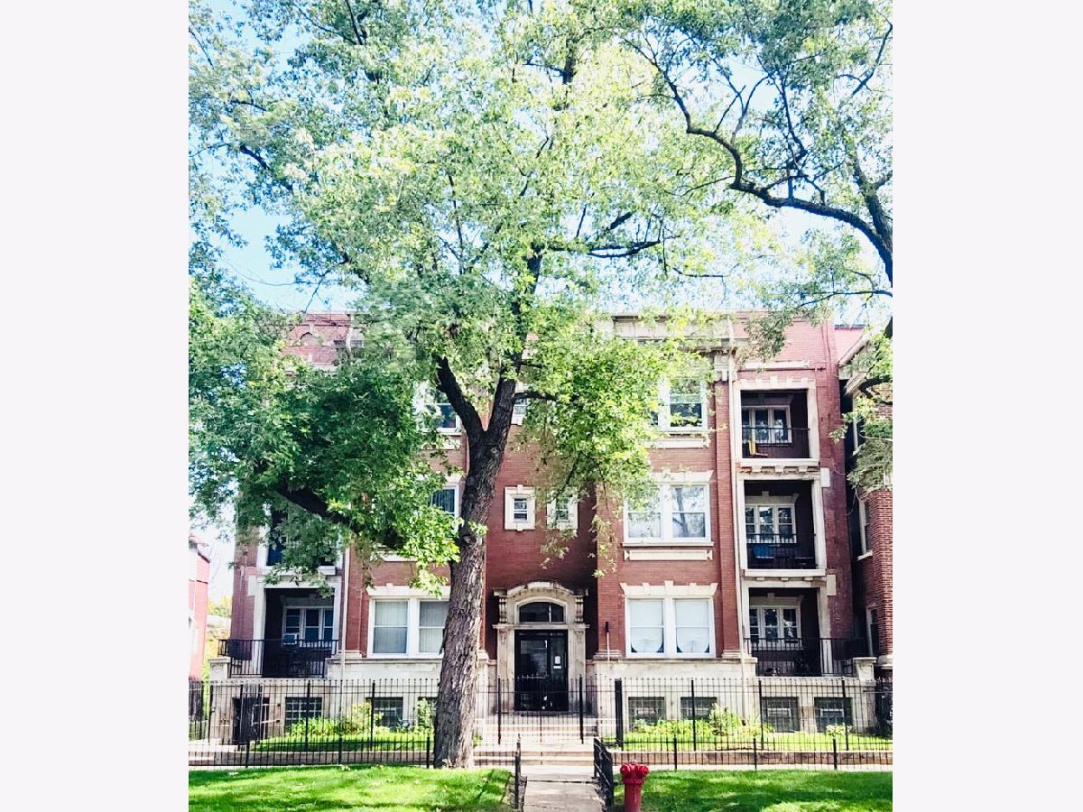  For Rent Chicago Illinois, 5233 Michigan