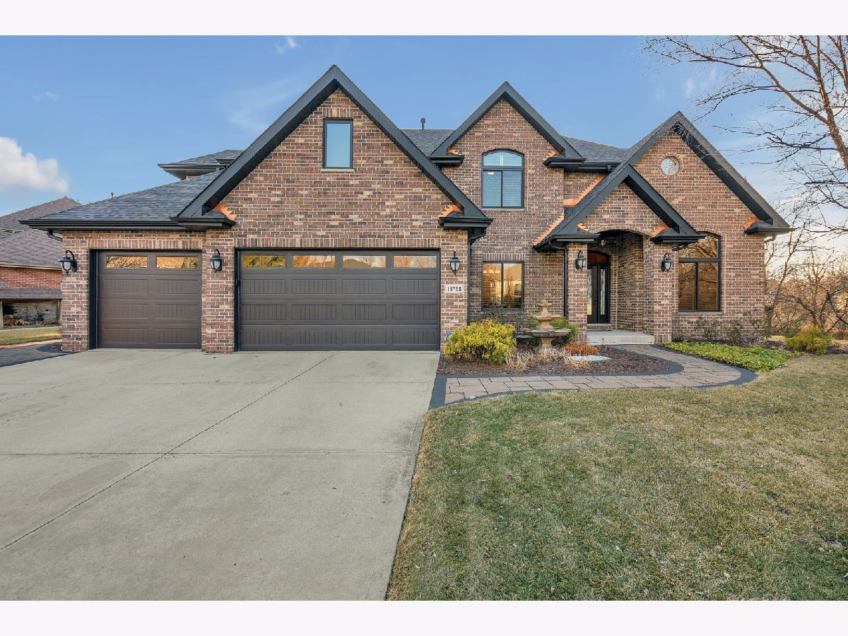  For Sale Mokena Illinois, 18758 Chestnut Court