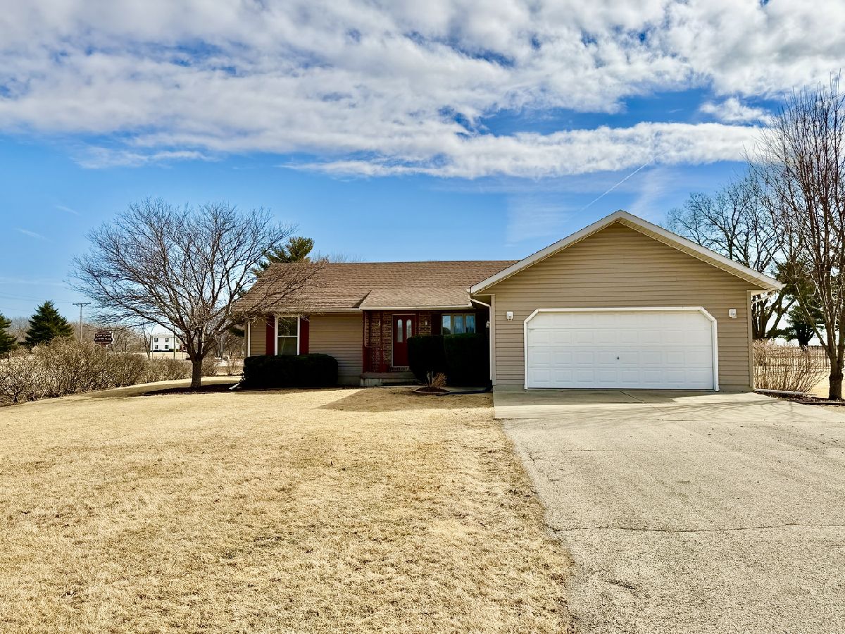  For Sale Rock Falls Illinois, 3818 Stacie Lane