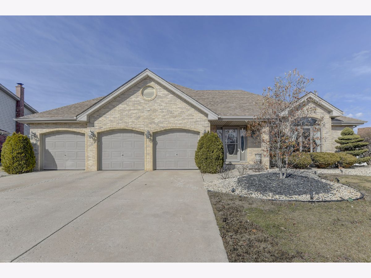  For Sale Tinley Park Illinois, 8502 Meadows Edge Trail