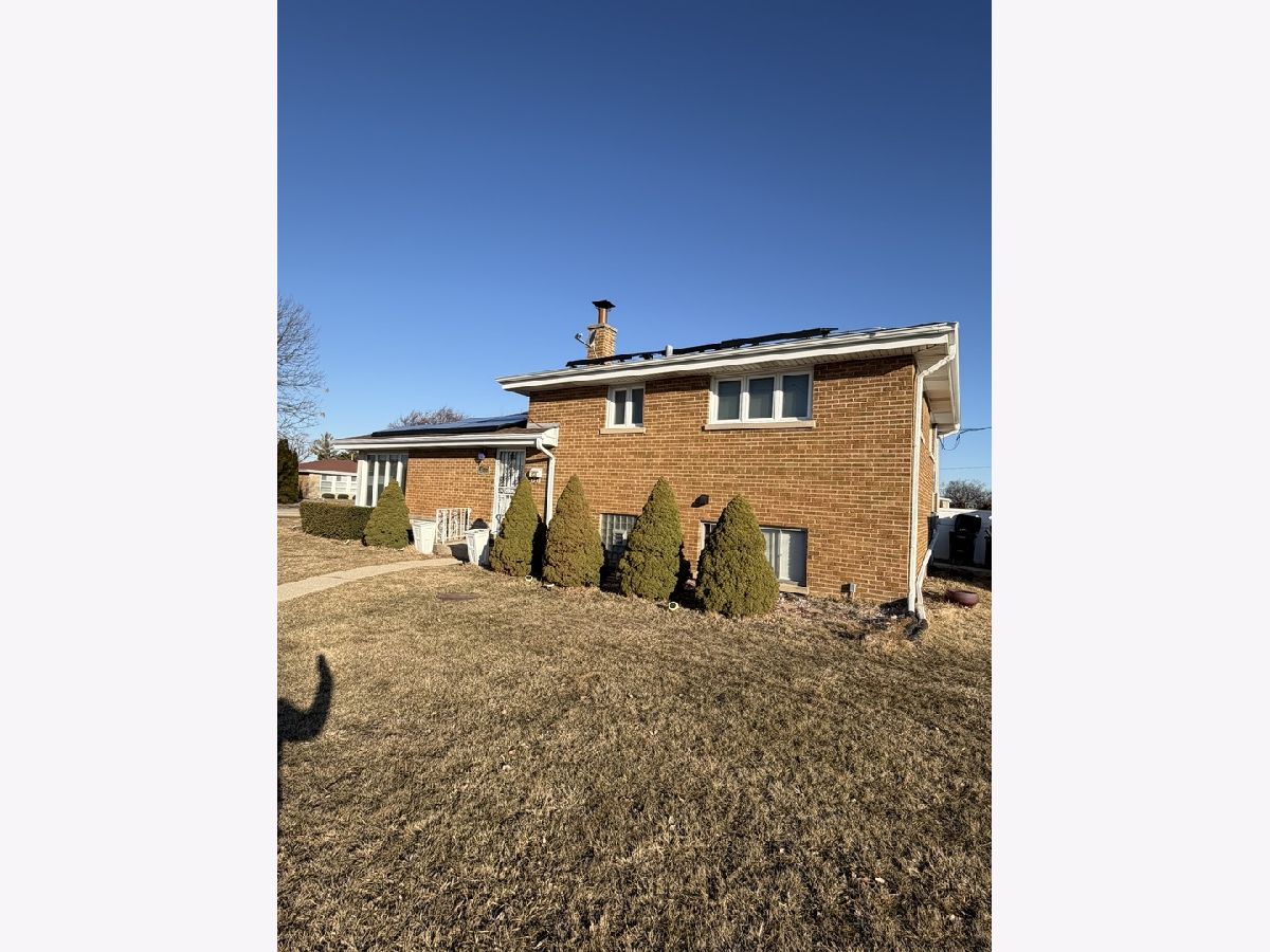  Rented Morton Grove Illinois, 8901 Octavia