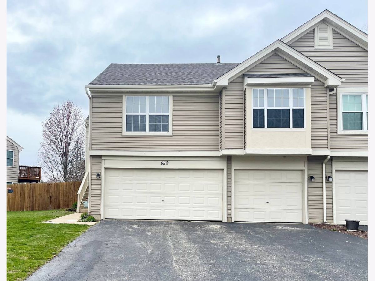  For Rent Oswego Illinois, 452 Gloria