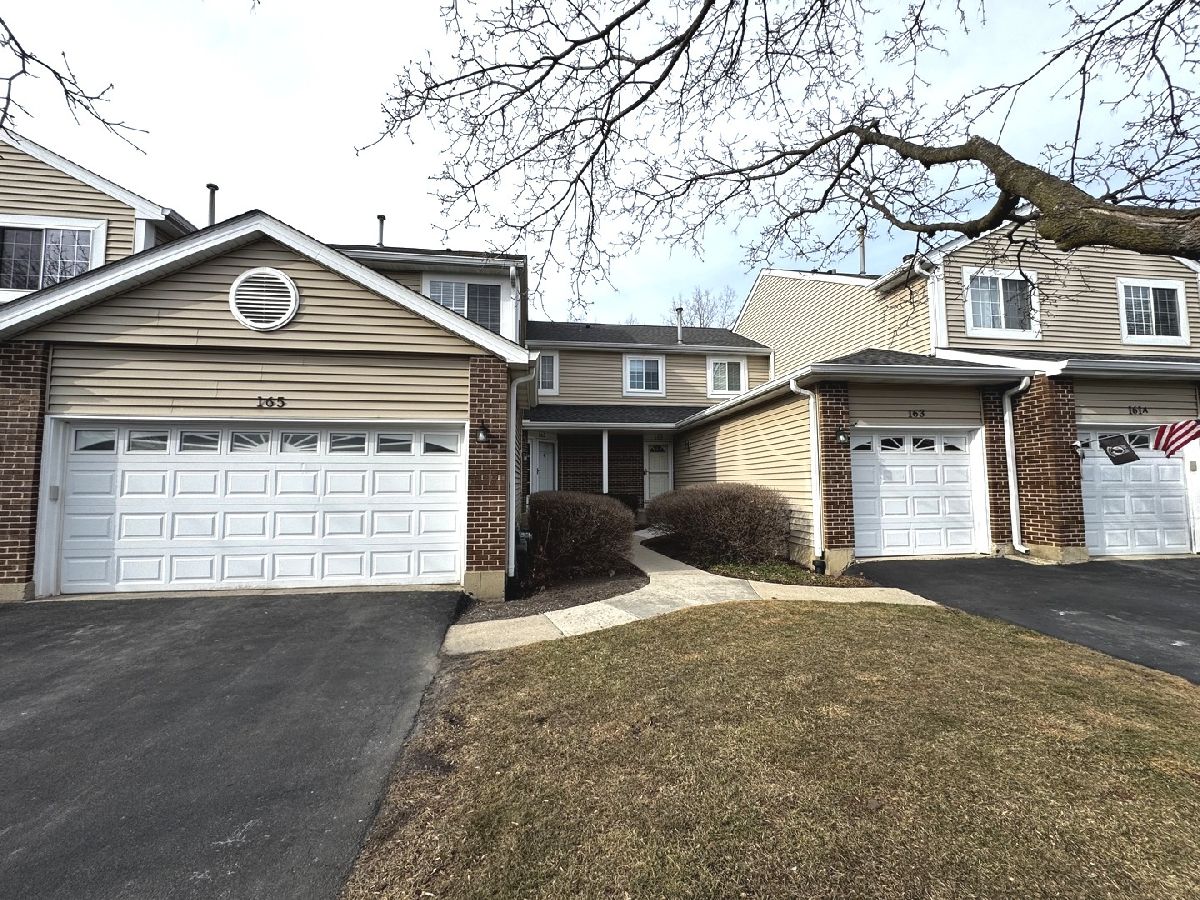  For Rent Streamwood Illinois, 165 Winchester