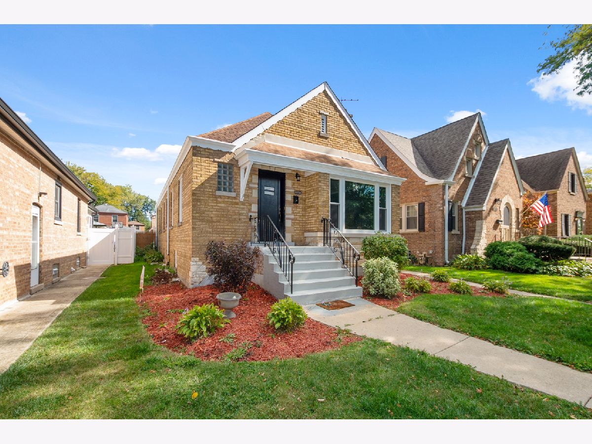  For Sale Chicago Illinois, 10735 Washtenaw Avenue