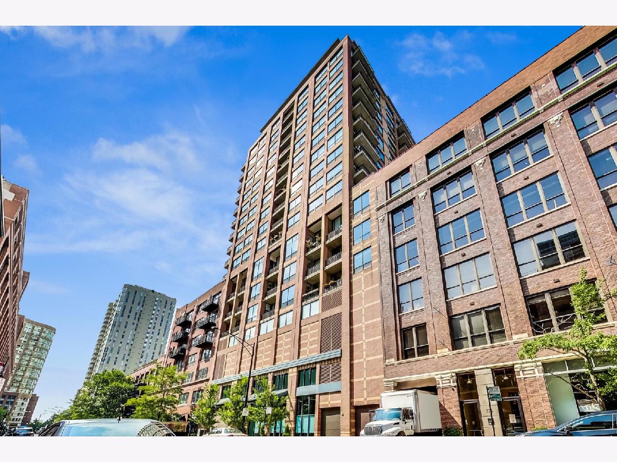 Condominiums For Sale Gallery 400 Chicago Illinois, 400 Ontario Street