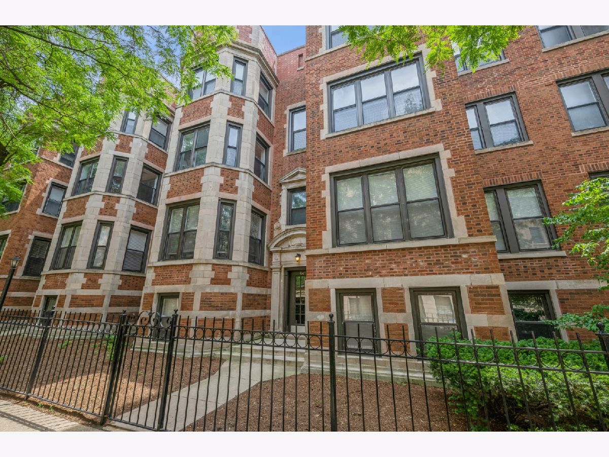  For Sale Chicago Illinois, 945 Gordon Terrace