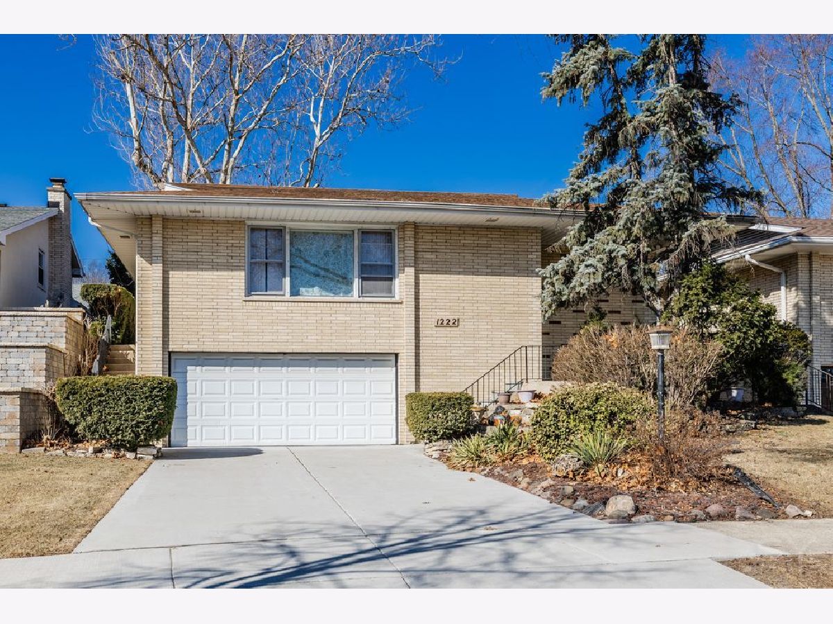  For Sale La Grange Park Illinois, 1222 Woodside Road