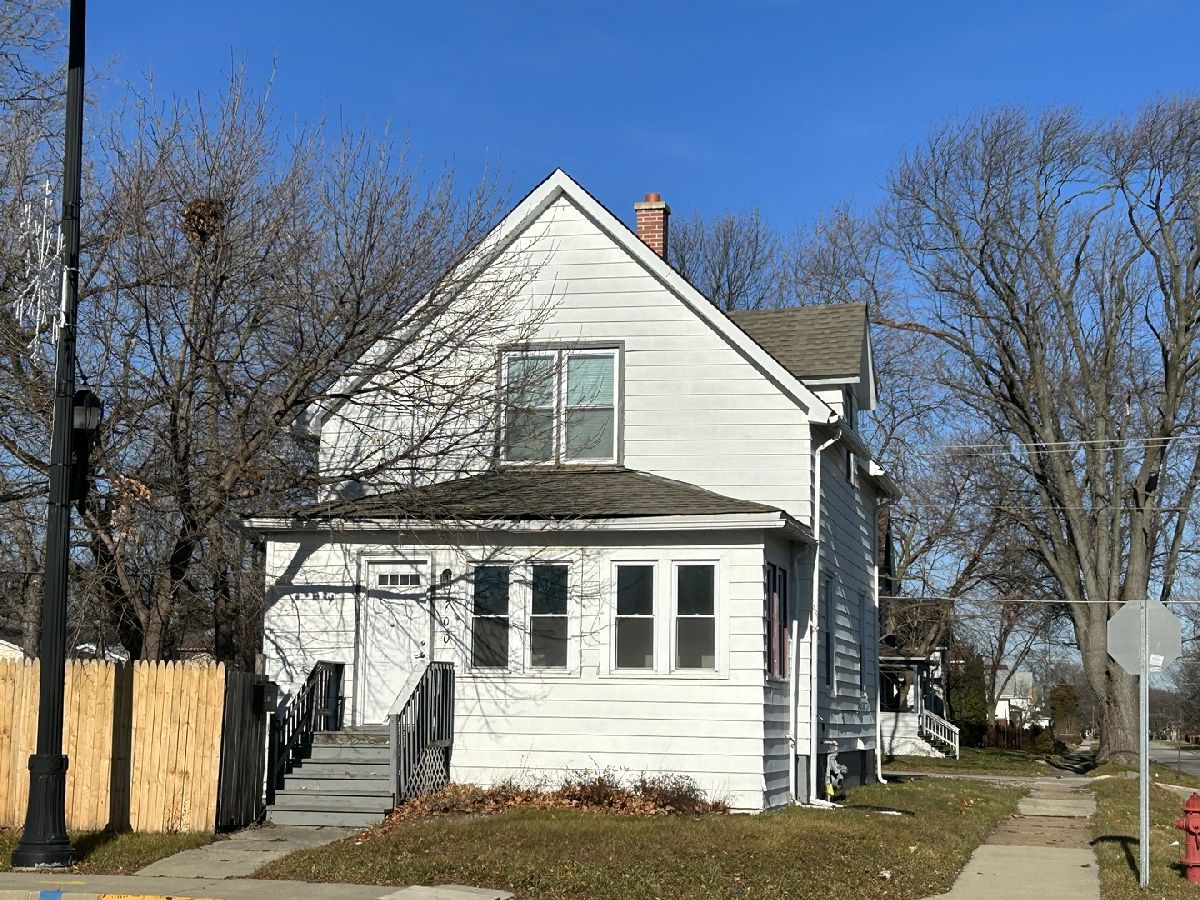  For Rent North Chicago Illinois, 1700 Martin Luther King Jr
