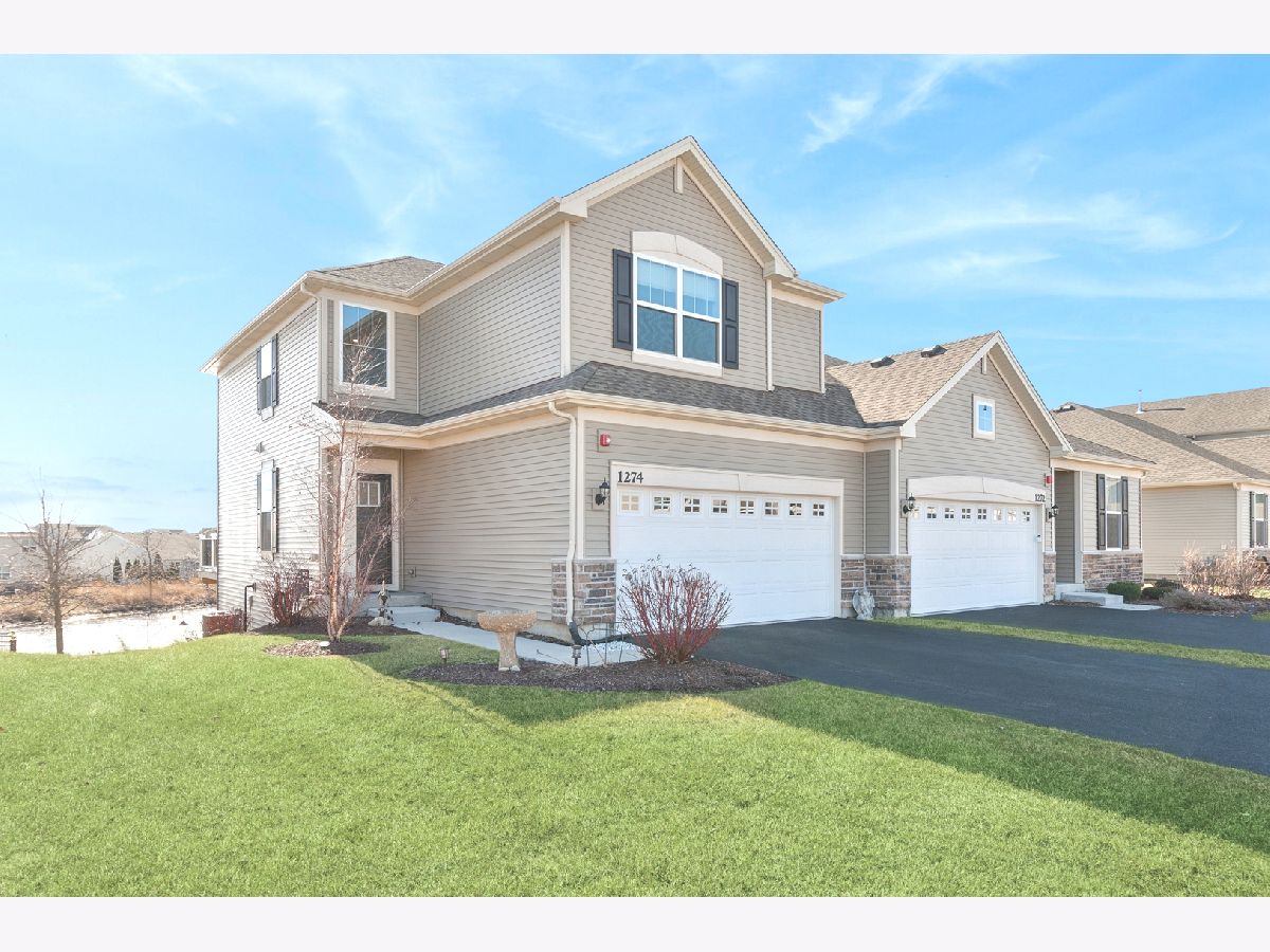  For Sale Yorkville Illinois, 1274 Hawk Hollow Drive