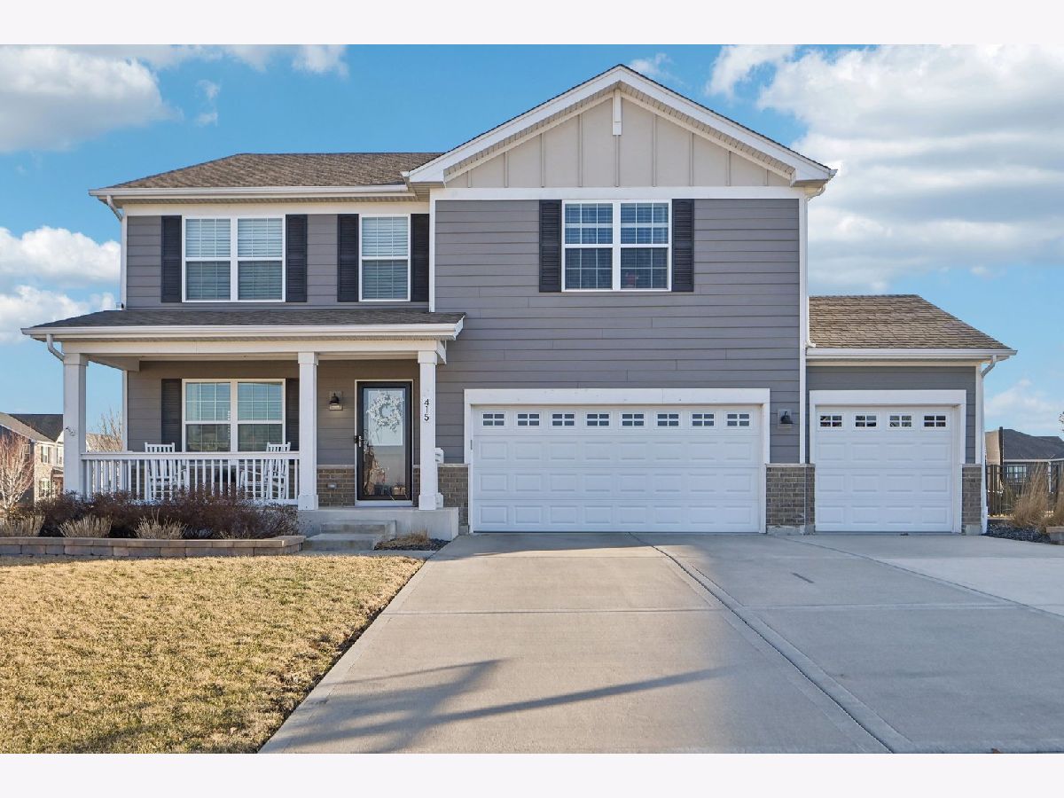 Homes For Sale Towne Center Shorewood Illinois, 415 Cronin Boulevard