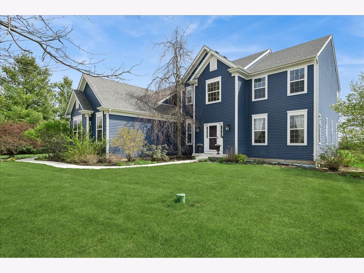  For Sale Spring Grove Illinois, 1107 Dolder Lane