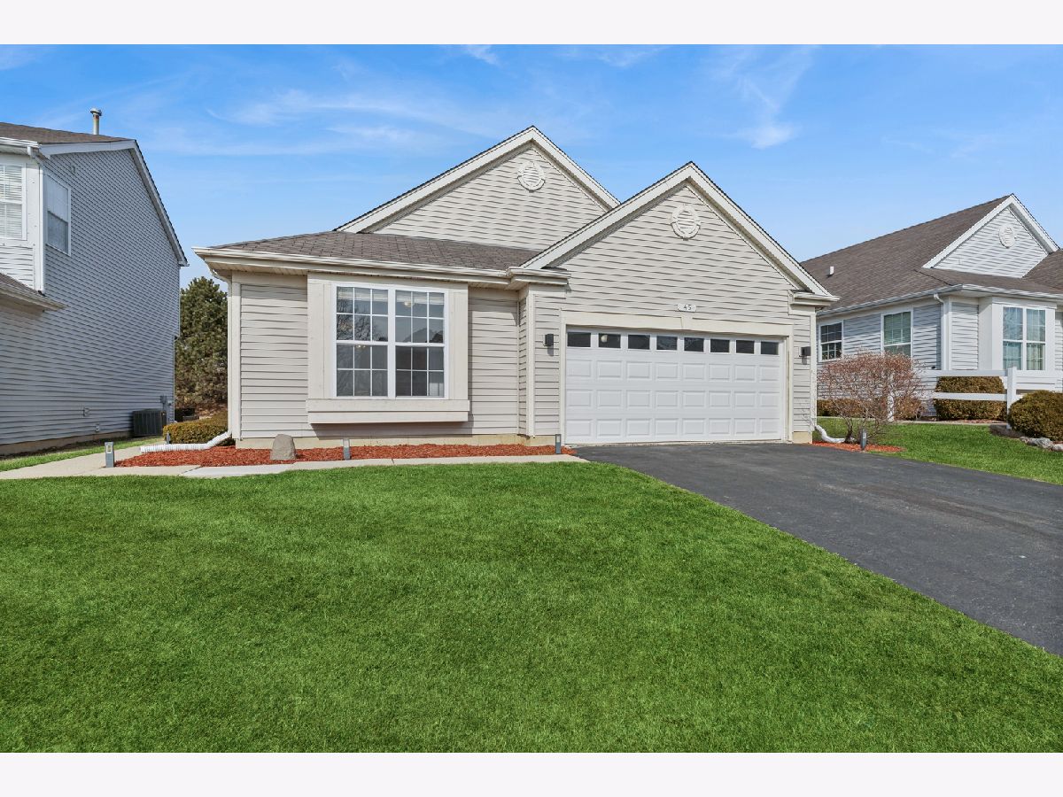  For Sale Antioch Illinois, 45 Vandermeer Drive