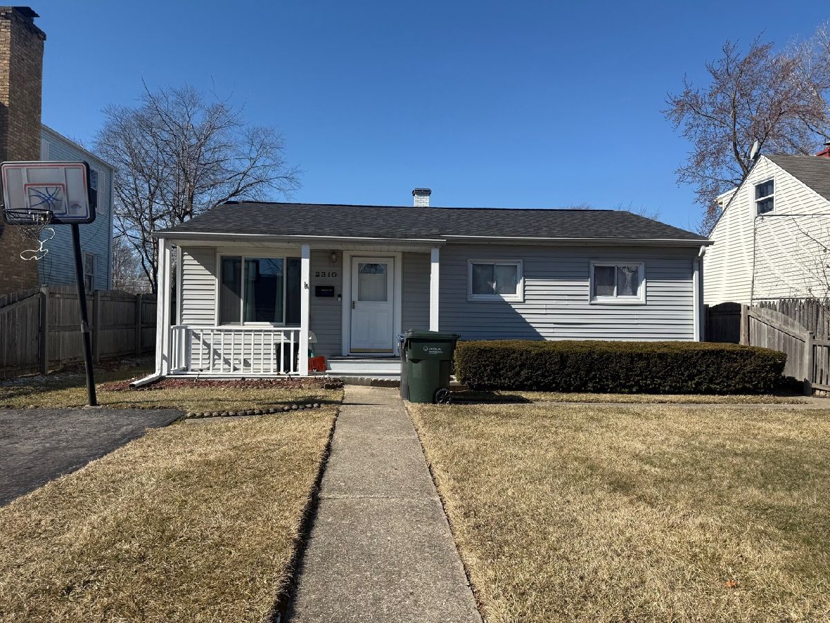  For Sale Zion Illinois, 2310 Jethro Avenue