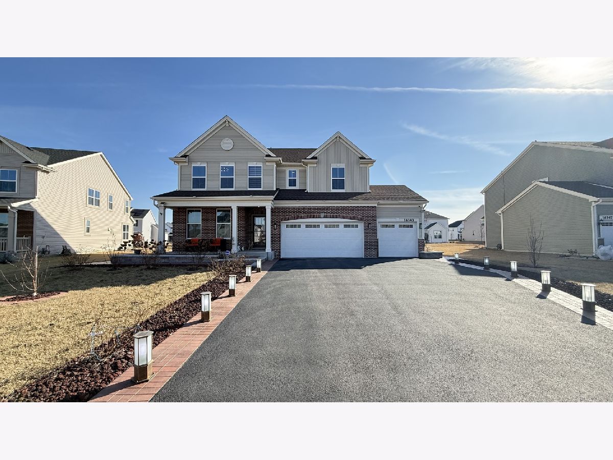 Homes & Townhomes For Sale Creekside Crossing Plainfield Illinois, 16143 Lakeview Road