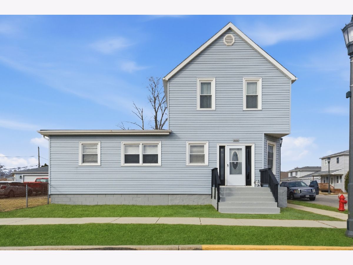  For Sale Hodgkins Illinois, 8891 67th Street