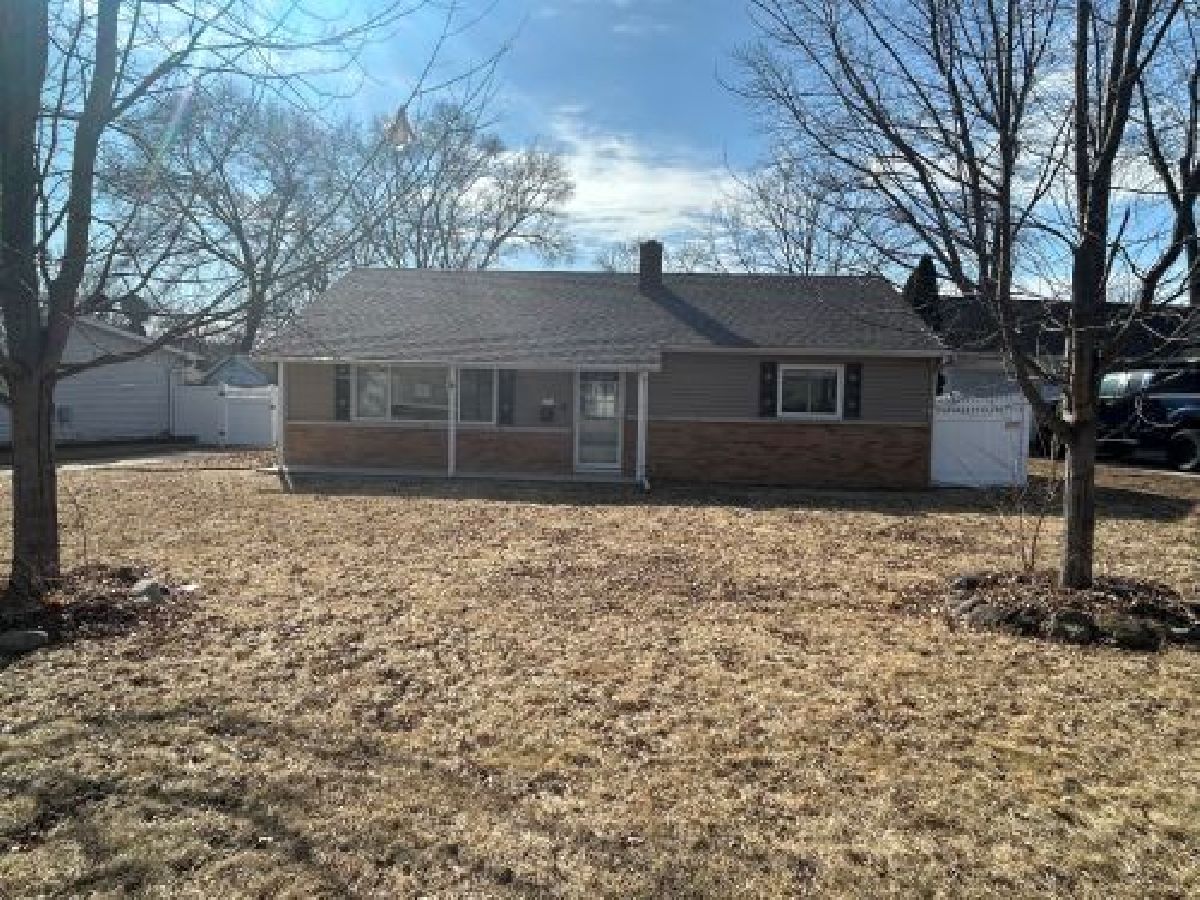  For Sale Morris Illinois, 245 Robinson Drive
