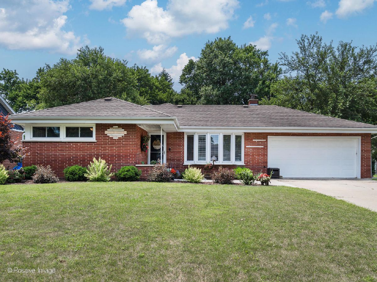 Sold Palos Heights Illinois, 12424 Moody