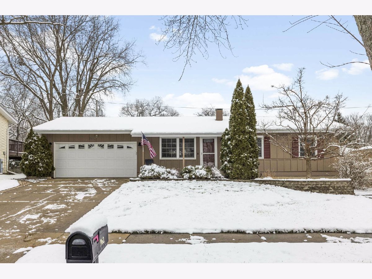  For Rent St Charles Illinois, 1620 Lucylle