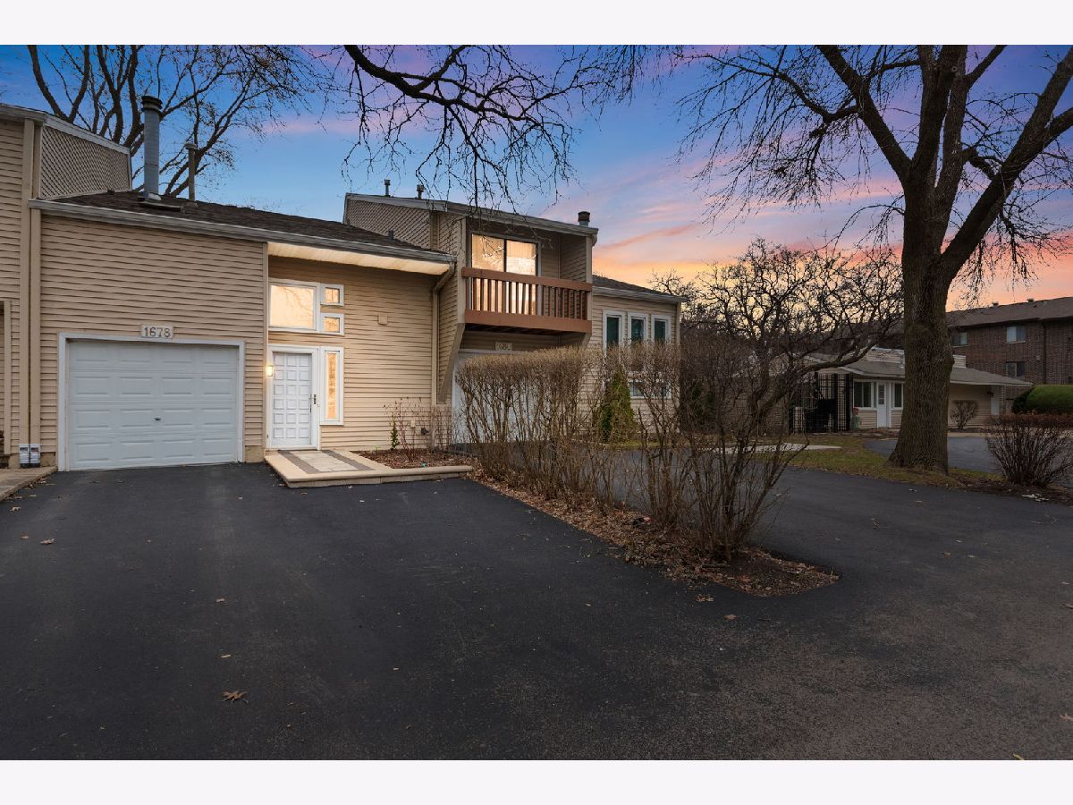 Townhomes & Homes For Sale Rivers Edge Naperville Illinois, 1678 Cove Court