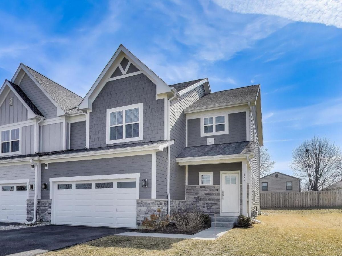  For Sale Buffalo Grove Illinois, 327 Lasalle Lane