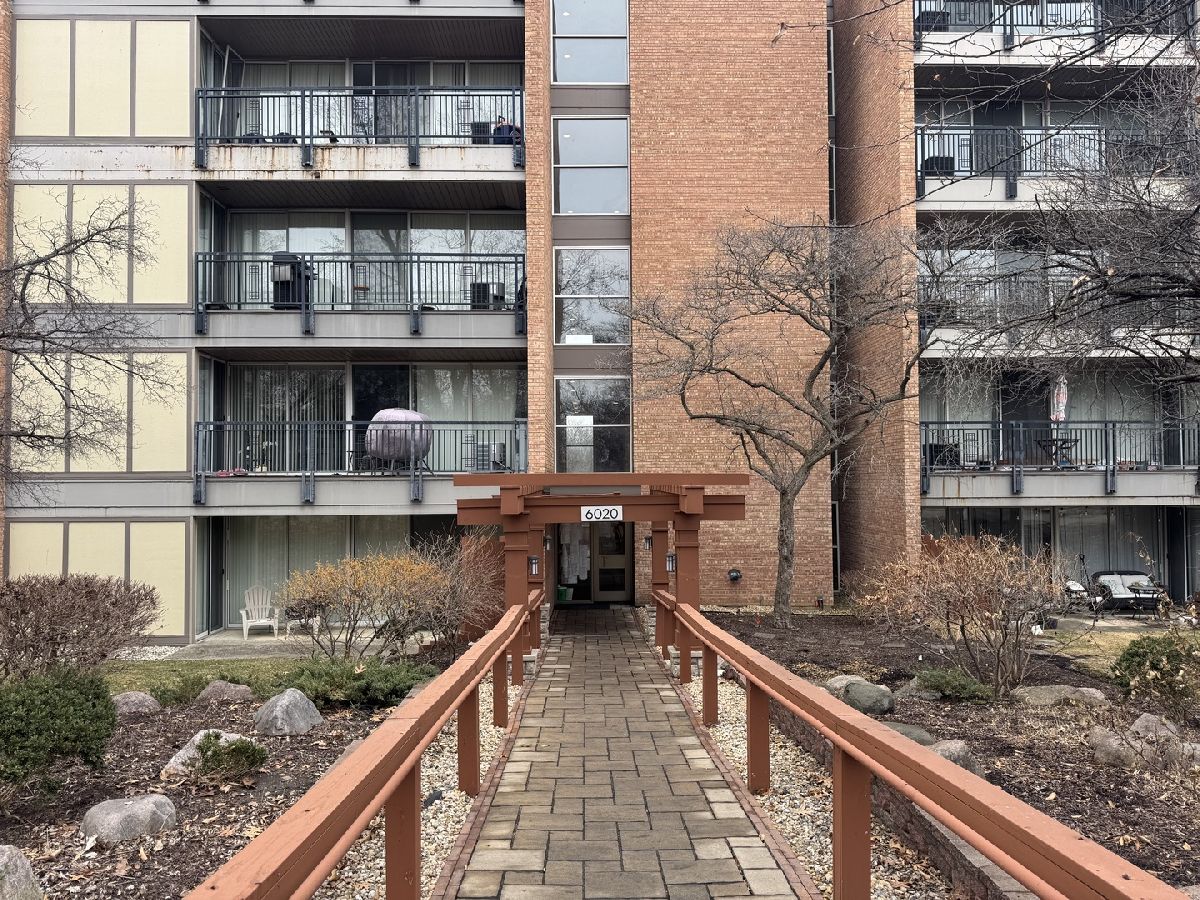  Rented Lisle Illinois, 6020 Oakwood