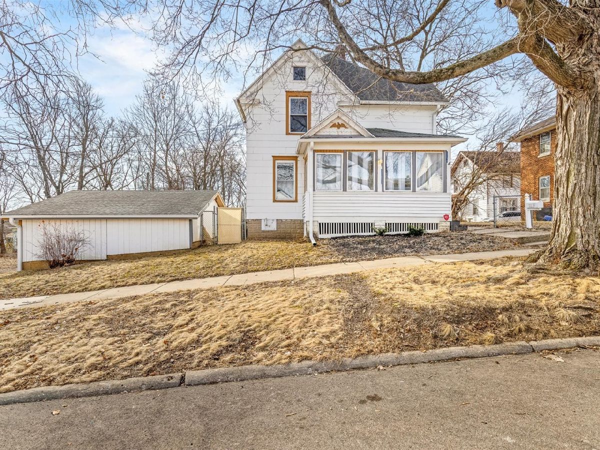  For Sale Rockford Illinois, 2118 Elm Street