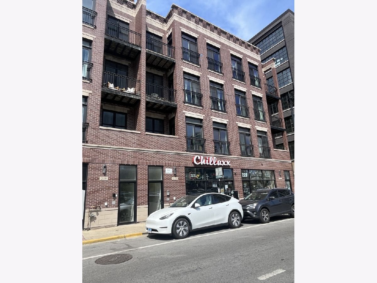  Rented Chicago Illinois, 218 Halsted