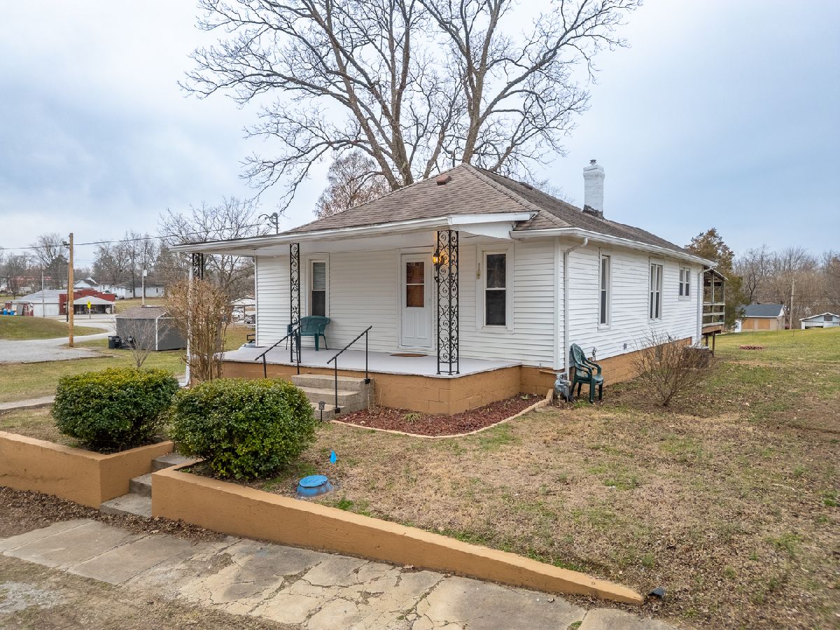  Sold Creal Springs Illinois, 107 Seminary