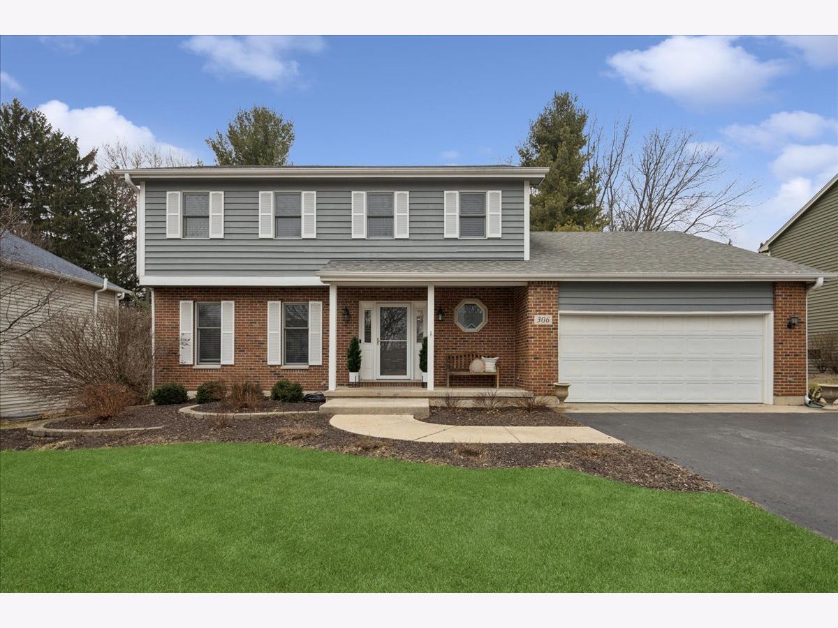  For Sale Crystal Lake Illinois, 306 Lorraine Drive