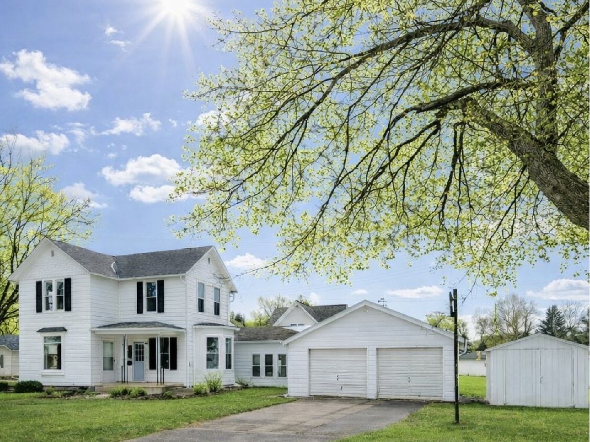  For Sale Forreston Illinois, 406 Balsam Street