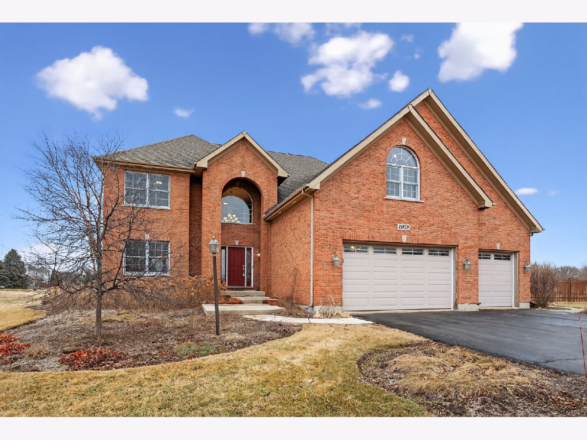 For Sale Huntley Illinois, 11809 Strawberry Lane