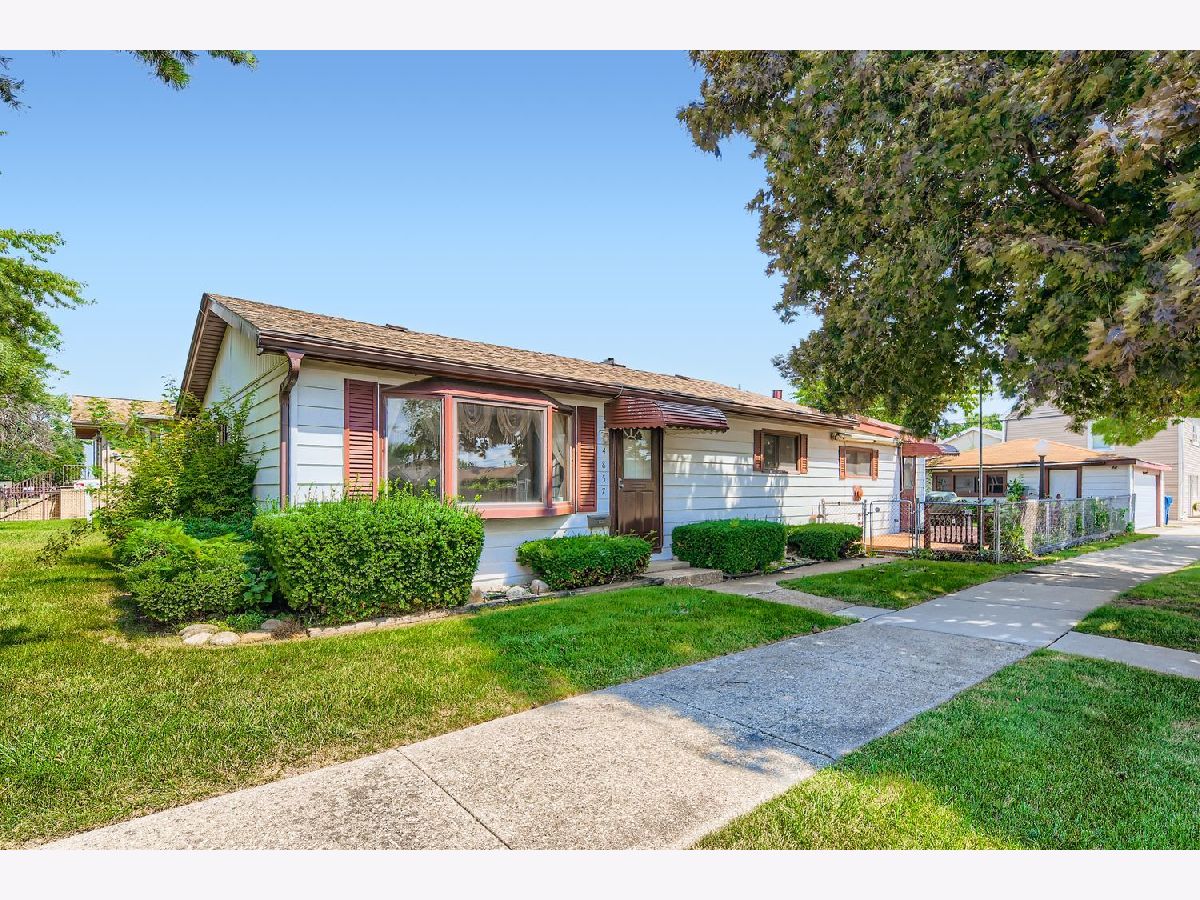 Homes For Sale Stickney Chicago Illinois, 4857 Lorel Avenue