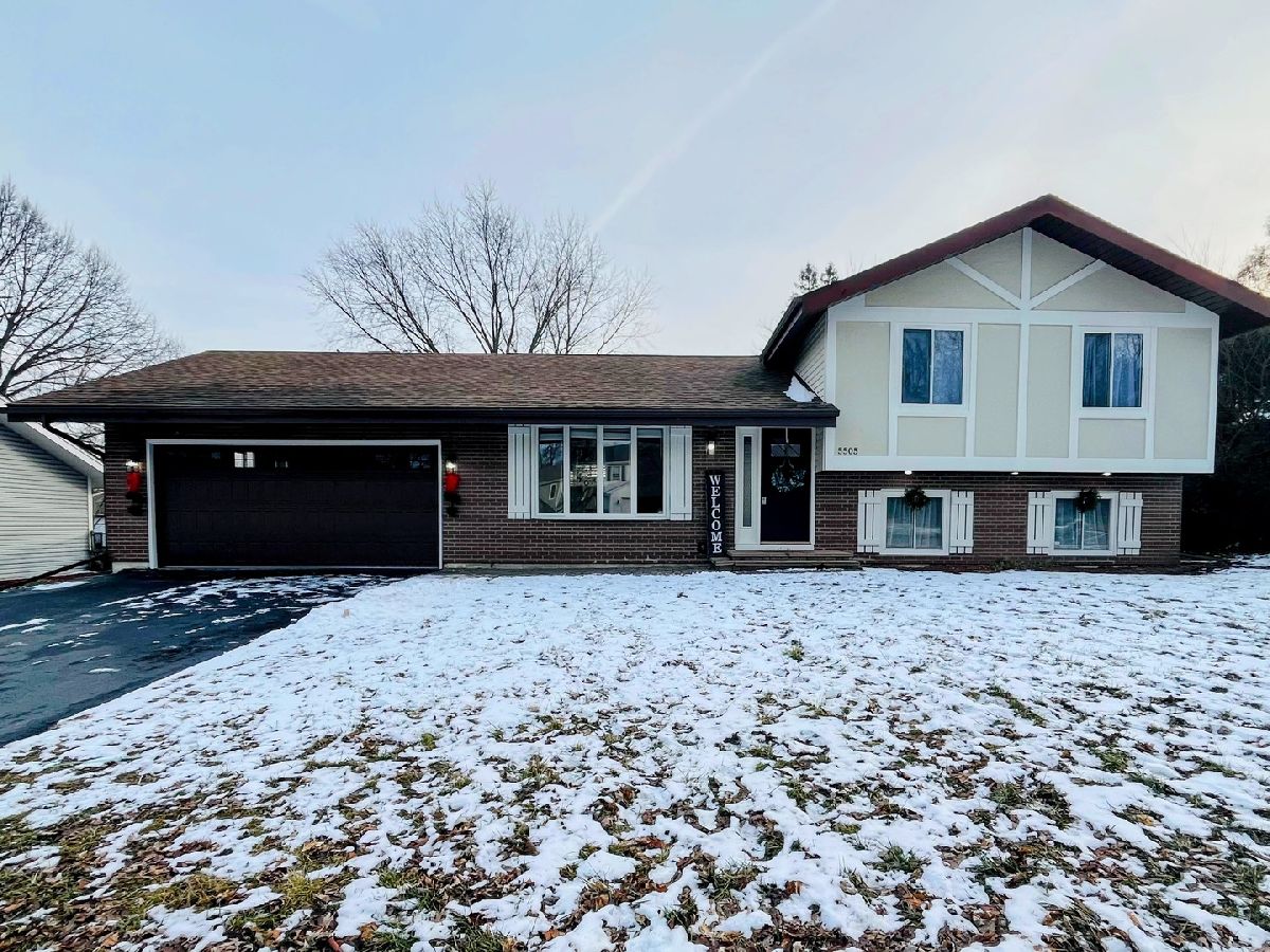  For Sale Mchenry Illinois, 5505 Shore Drive