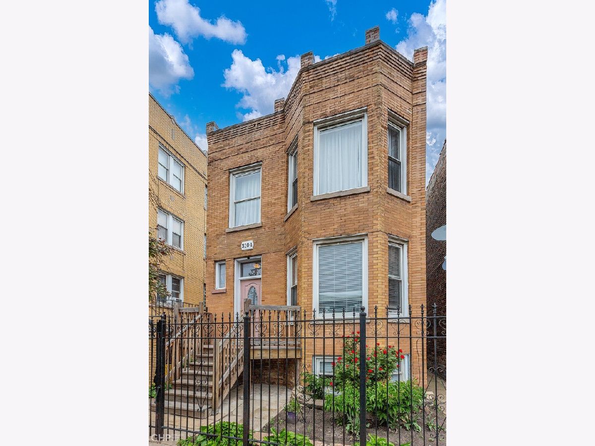  For Sale Chicago Illinois, 3104 Walton Street