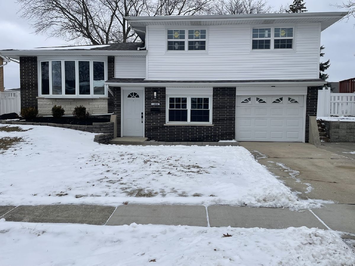  For Sale Tinley Park Illinois, 7454 160th Street