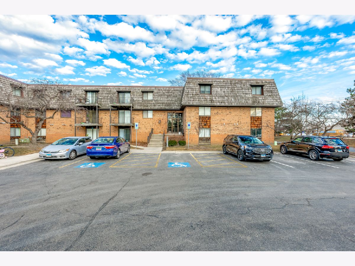  For Sale Buffalo Grove Illinois, 3 Oak Creek Drive