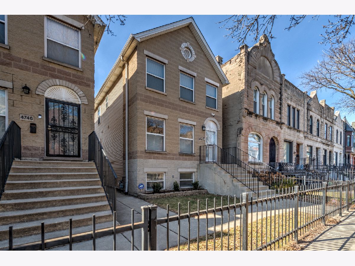  For Sale Chicago Illinois, 4744 Evans Avenue