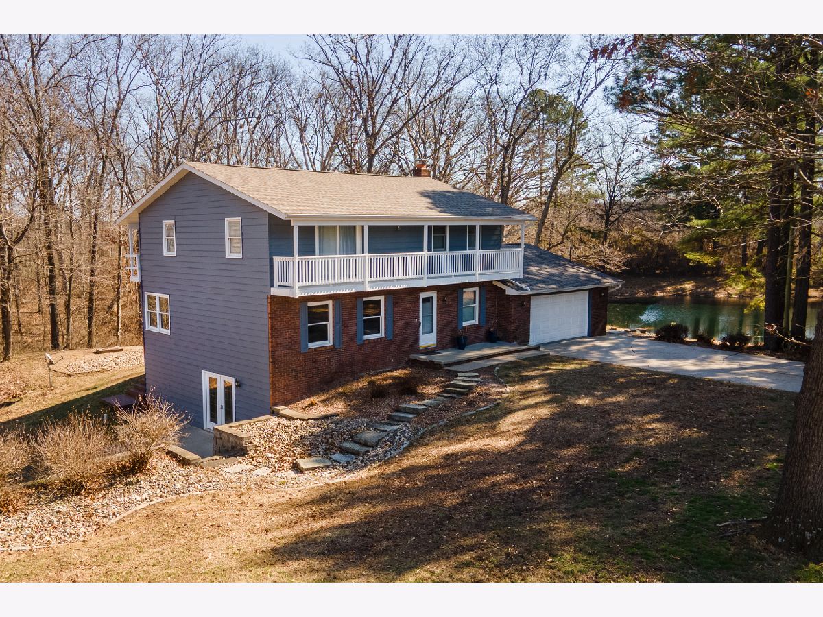  For Sale Mt Vernon Illinois, 16578 Oak Hill Lane