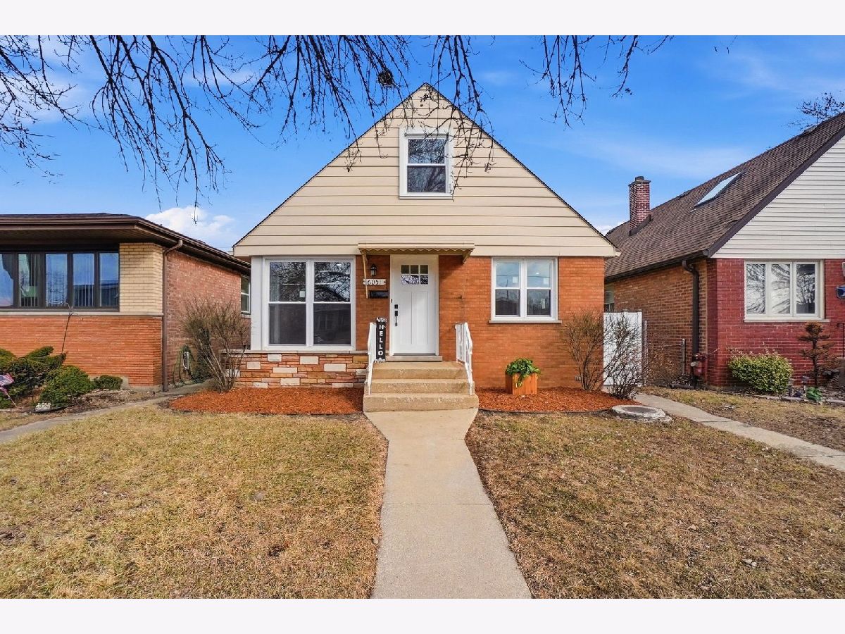  For Sale Chicago Illinois, 6051 Normandy Avenue