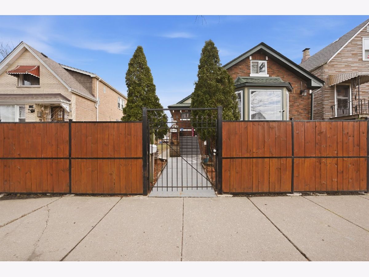  For Sale Chicago Illinois, 5237 Fairfield Avenue