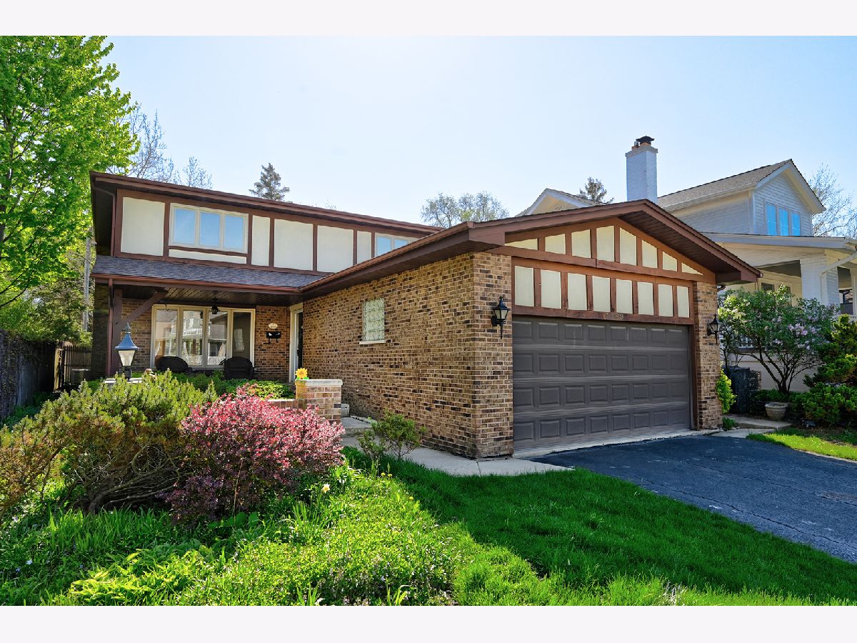  For Sale Western Springs Illinois, 4569 Woodland Avenue