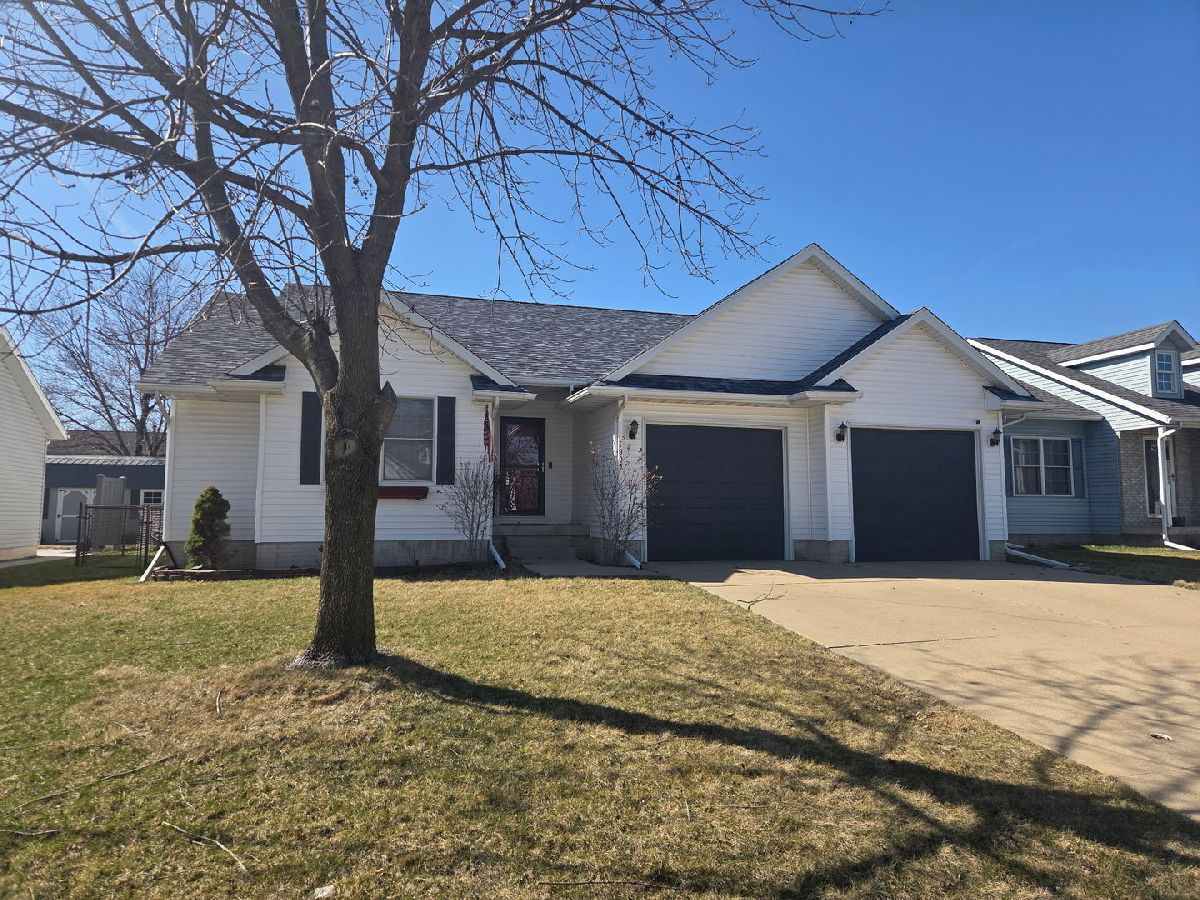  For Rent Colona Illinois, 905 Cypress