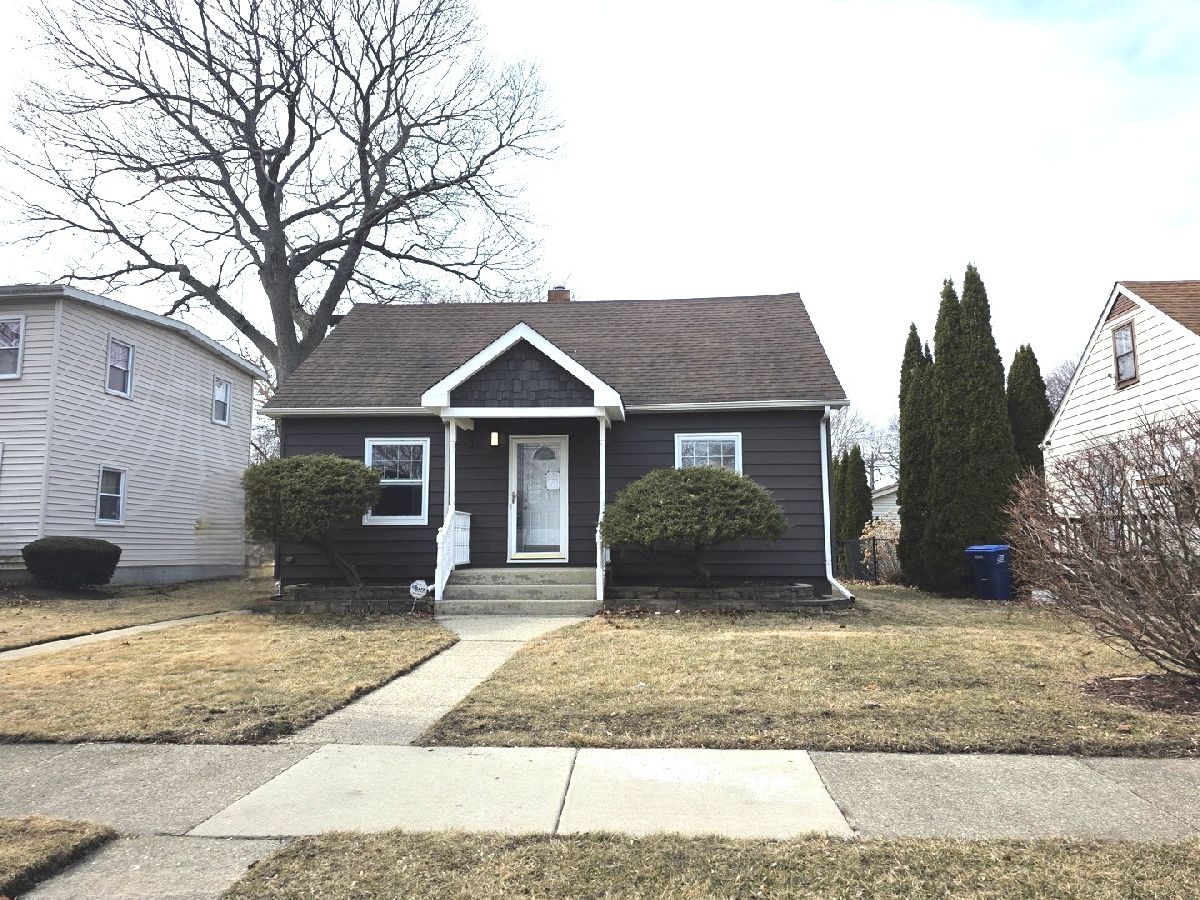  For Sale North Chicago Illinois, 1738 Seymour Avenue