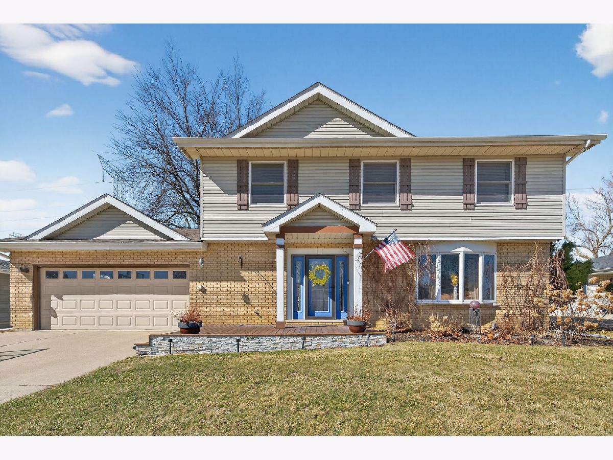  For Sale Crest Hill Illinois, 2117 Leness Lane