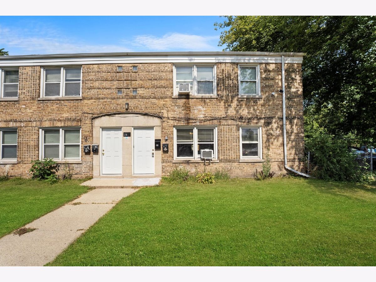  Rented Chicago Illinois, 7411 Wolcott